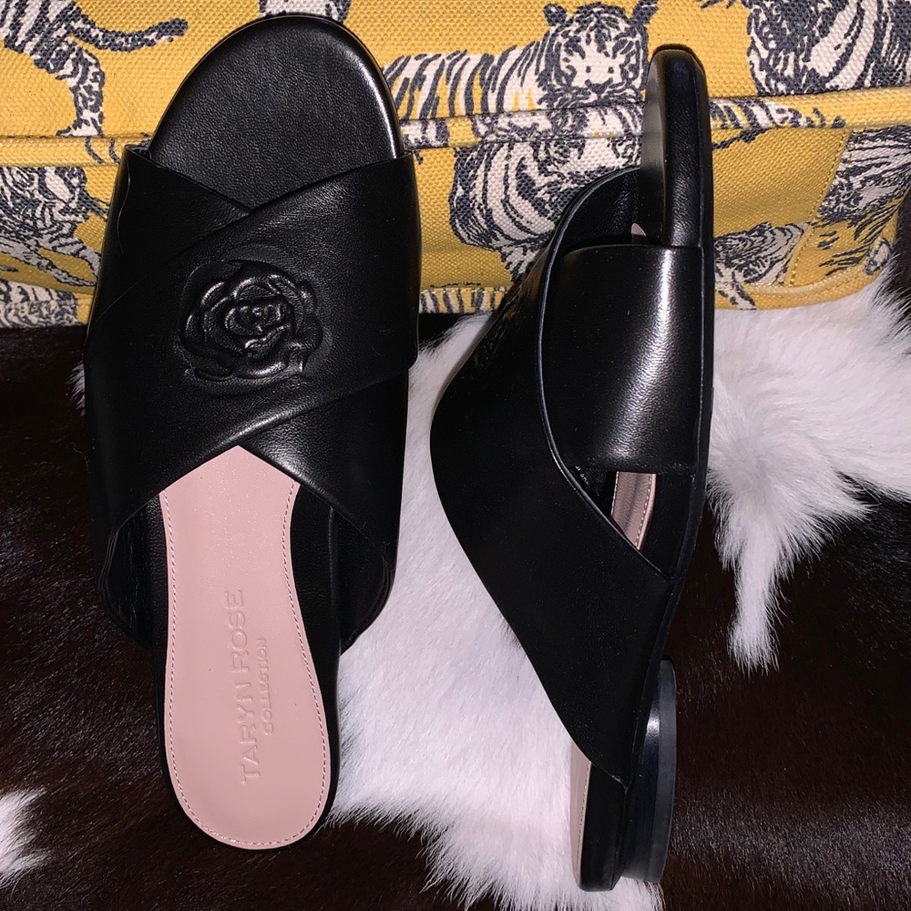 TARYN ROSE 🌹 SANDALS - Picture 5 of 8